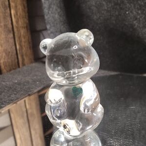 No.126/Crystal Fenton Bear Figurine with Green Heart Accent